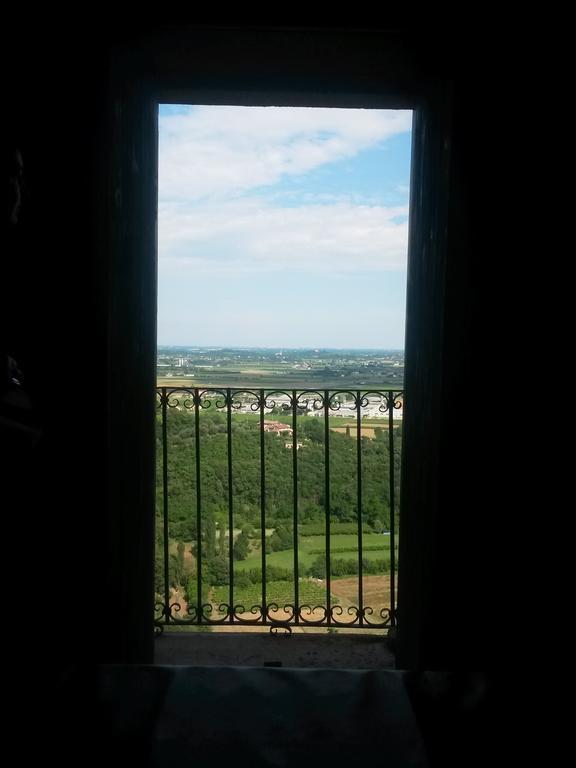 Bed and Breakfast La Casetta Del Tiglio Аркуньяно Экстерьер фото