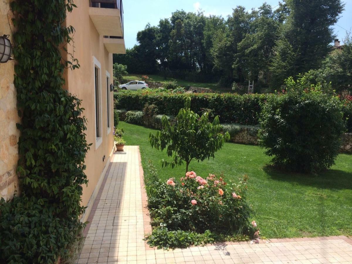 Bed and Breakfast La Casetta Del Tiglio Аркуньяно Номер фото